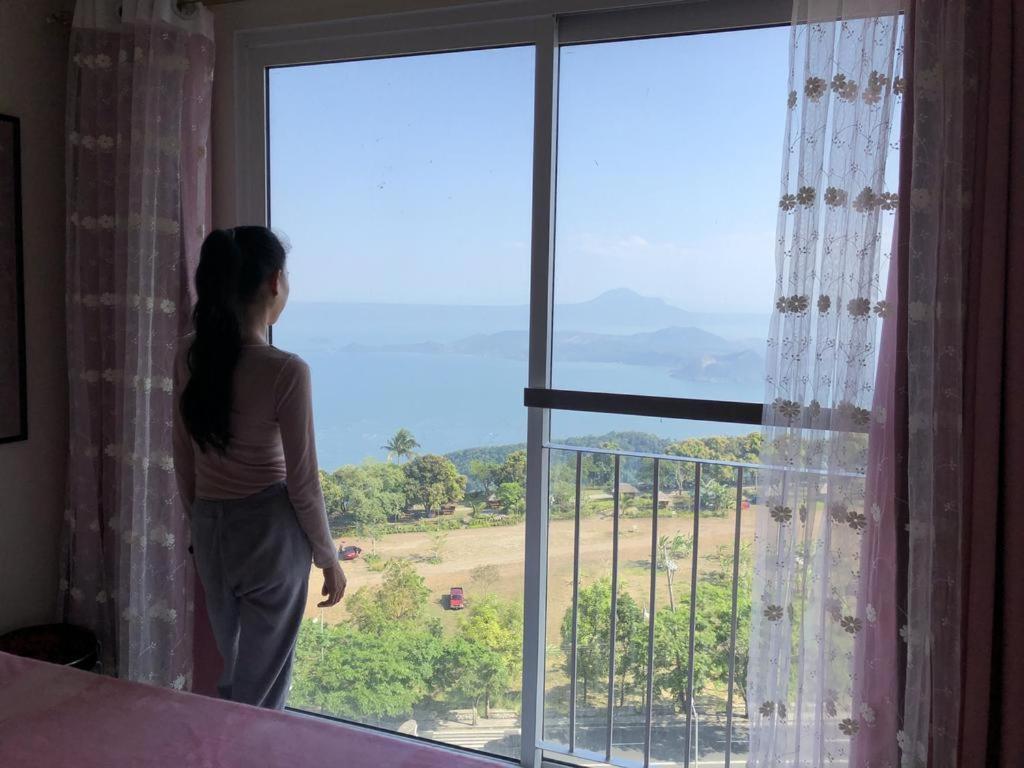 Smdc Tagaytay Taal Lake Condo Cook Netflix No Balcony No Free Parking Tagaytay City Exterior foto